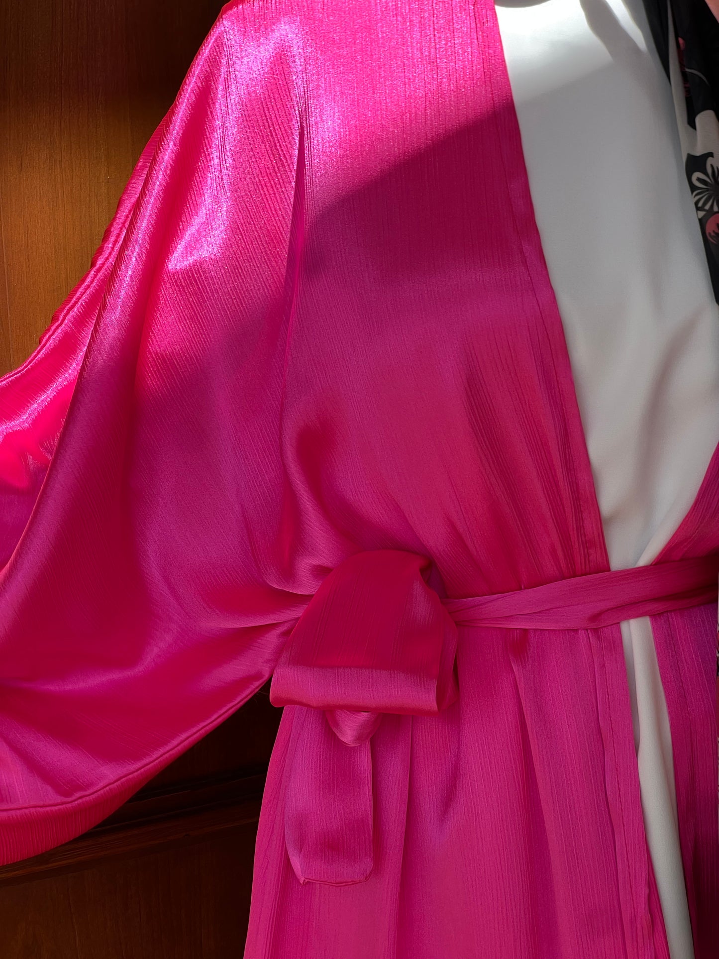 Crushed satin in fuchsia