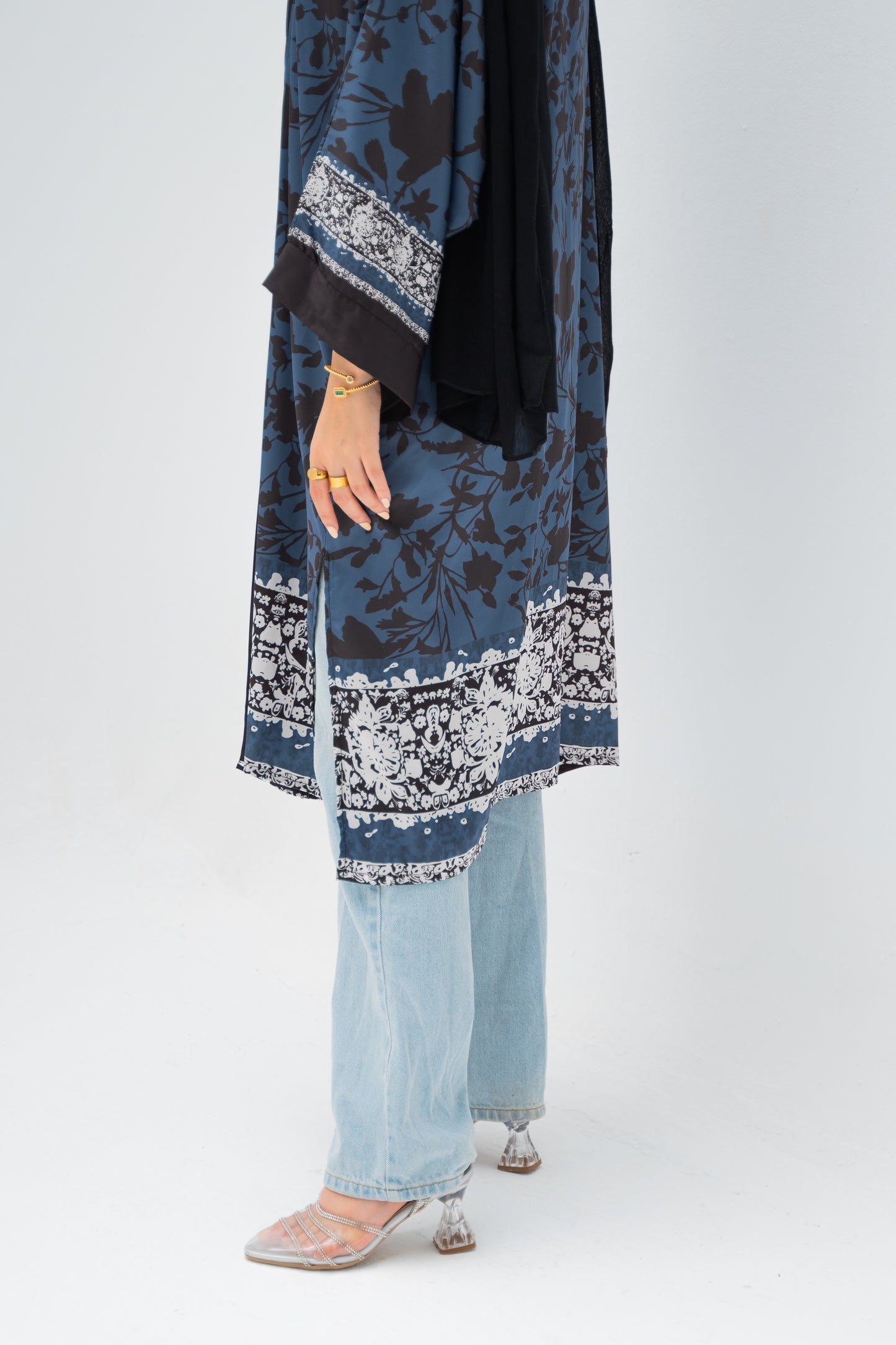 Sunbeam kimono in navy