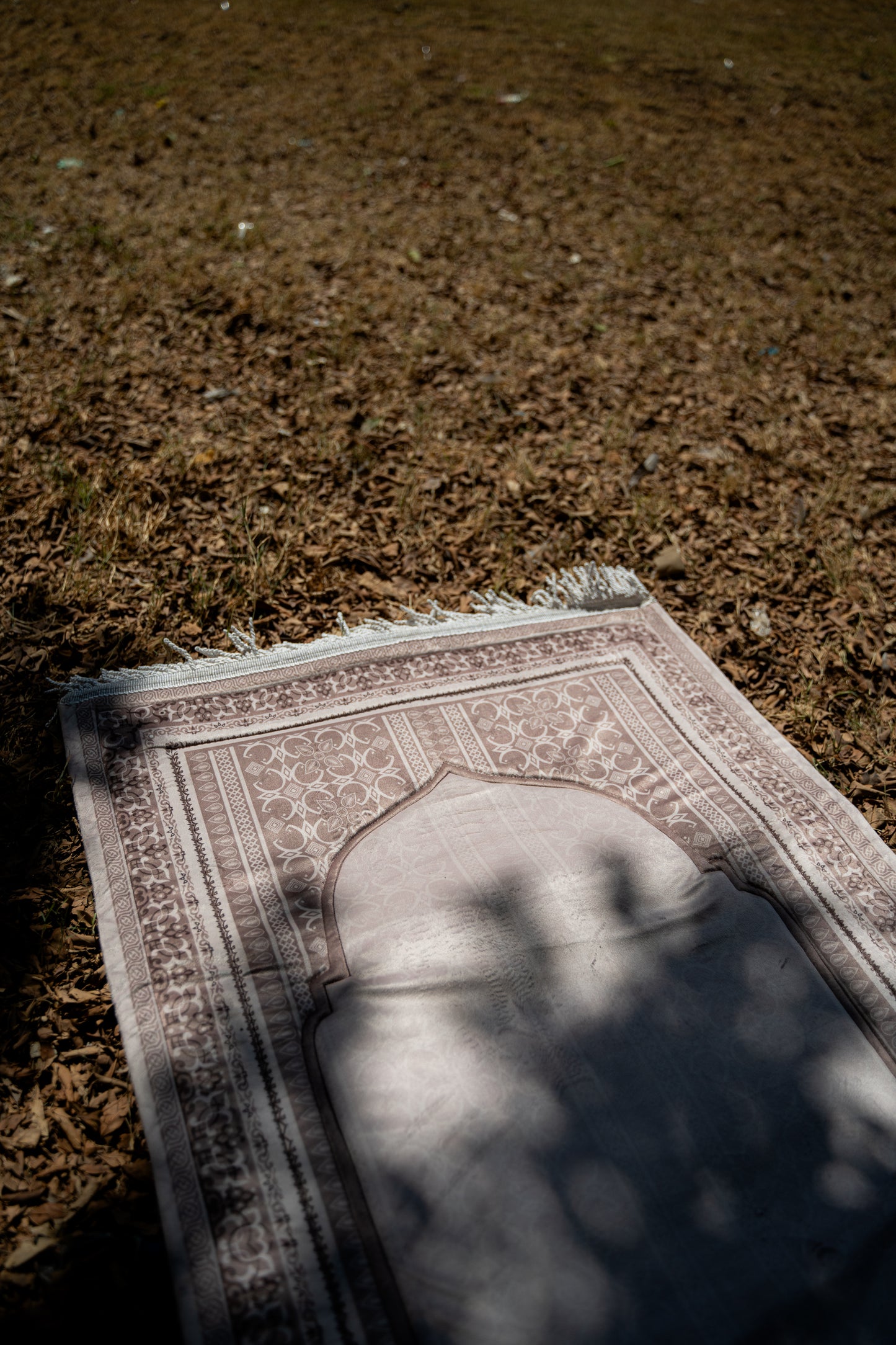 beige turath prayer mat