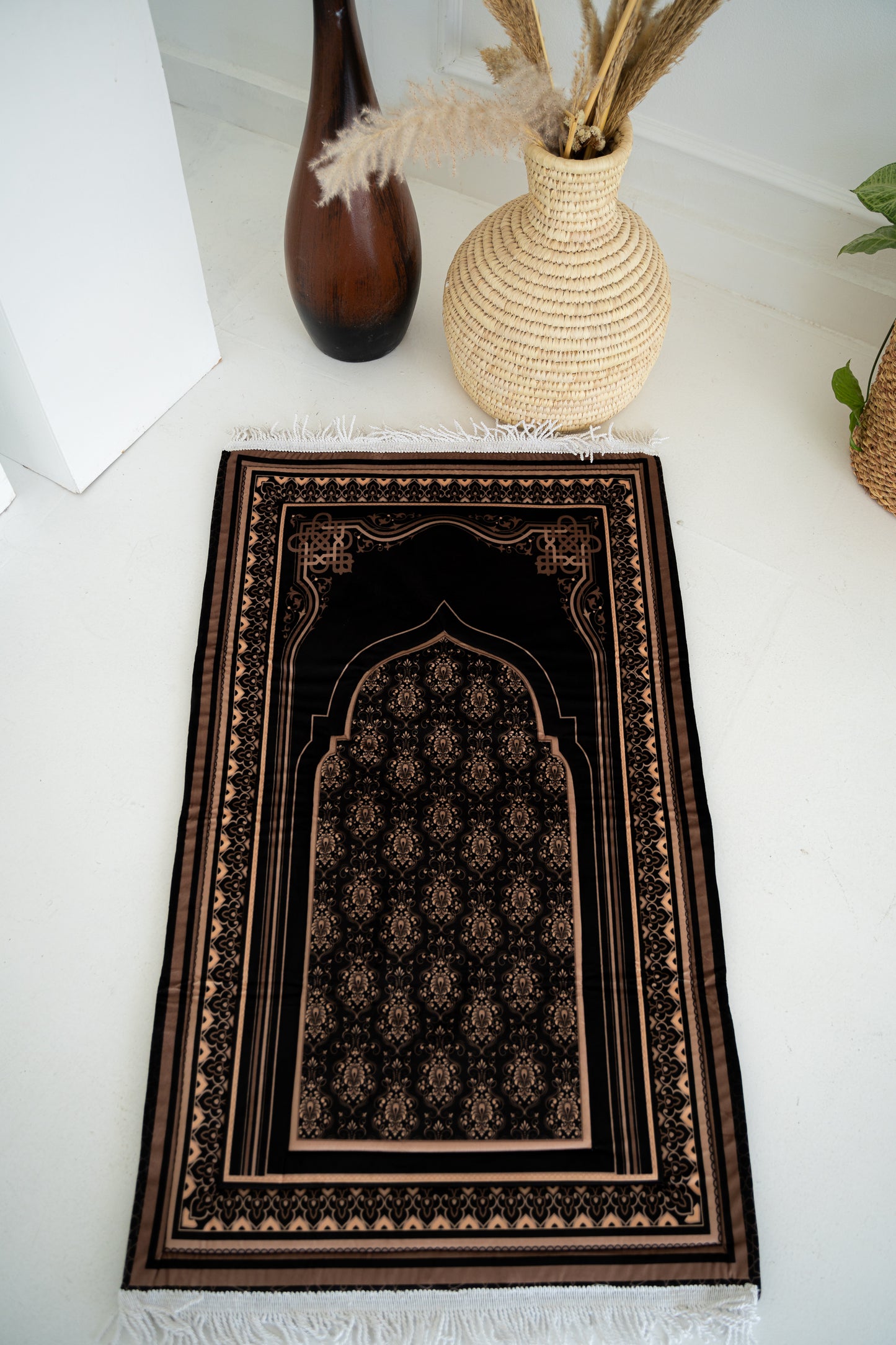 Black Arabian Premium Prayer Mat