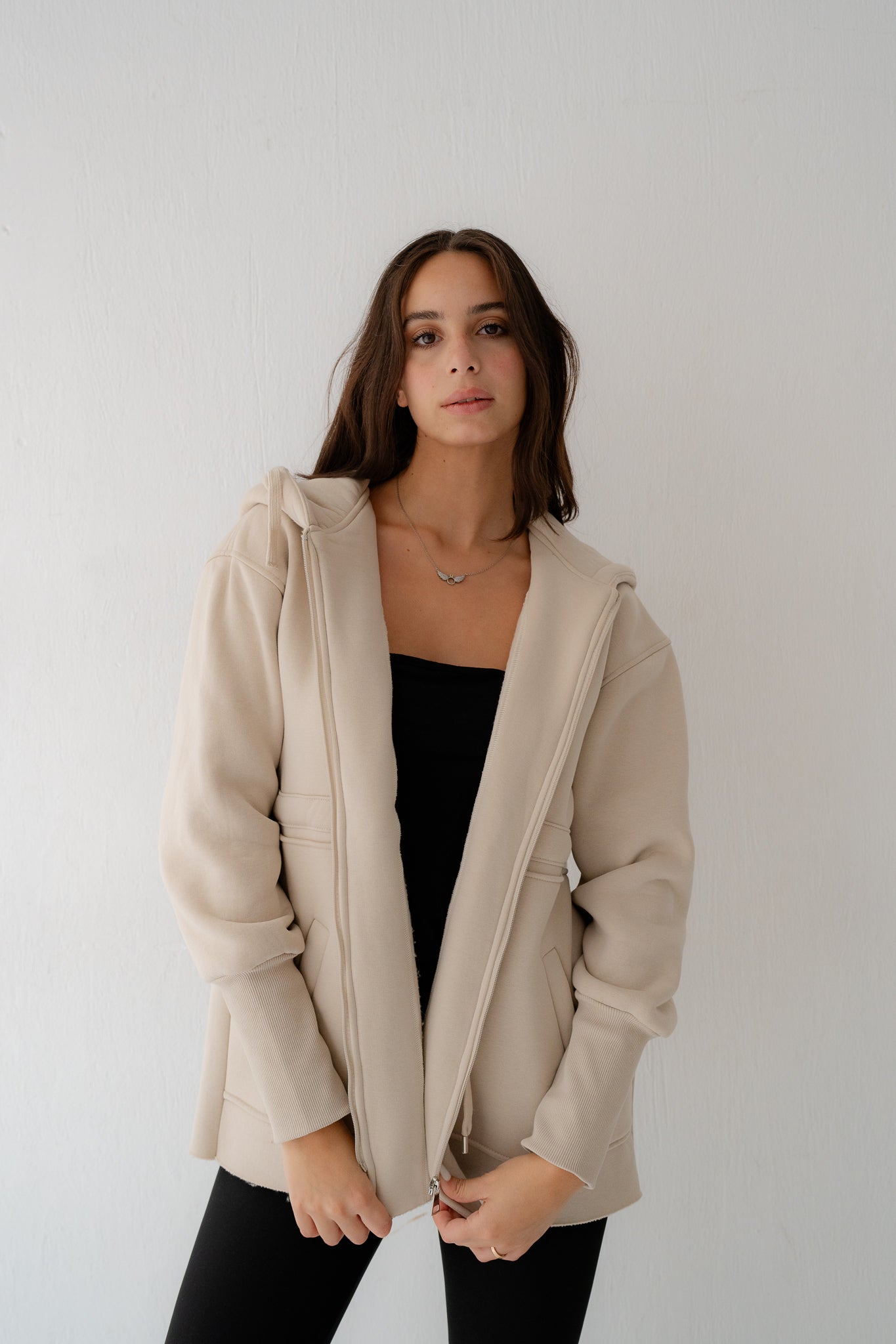 BEIGE SWEATSHIRT